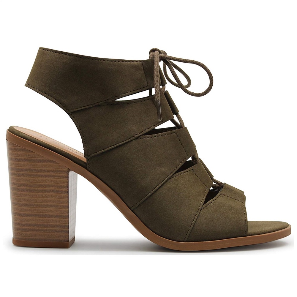 Lace Up Block Heel Sandal
